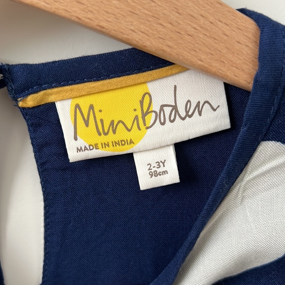 Mini Boden Polka dot dress - Picture 4 of 4